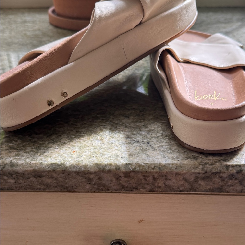 NWOB Beek Women's platform Oriole Sandals - Picture 3 of 11